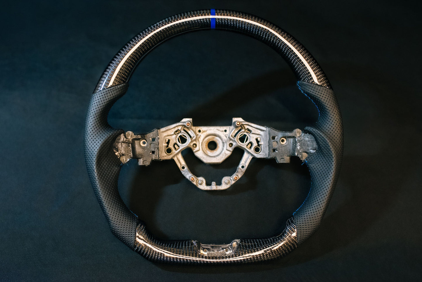 B6A Nissan Z (RZ34) Carbon Fiber Leather Steering Wheel